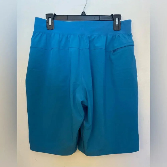 Lululemon T.H.E Short Linerless Blue Size Medium - Picture 5 of 9
